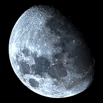 Lunar by Justin Baker, stacked with Eise.app